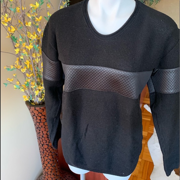 Black LAKE Beautiful combined Sweater.50% Cotton50% Acrylic. Size M